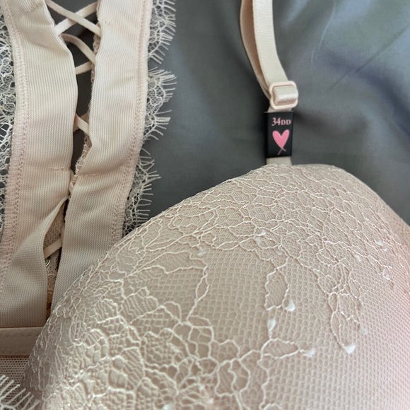 NEW VS/VS PINK 34DD BRA BUNDLE - Picture 5 of 8